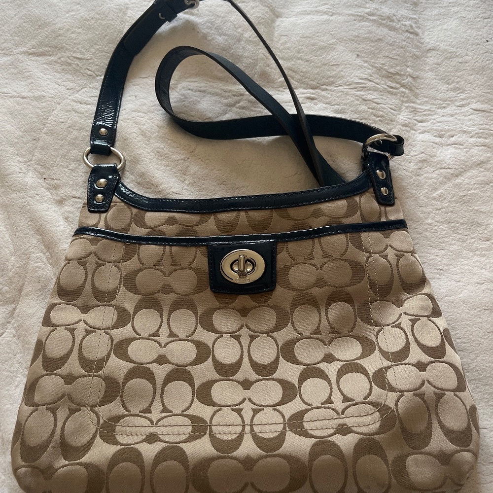 Coach shoulder bag